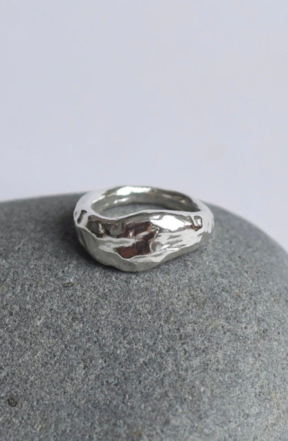 Ebb and Flow ring - silver